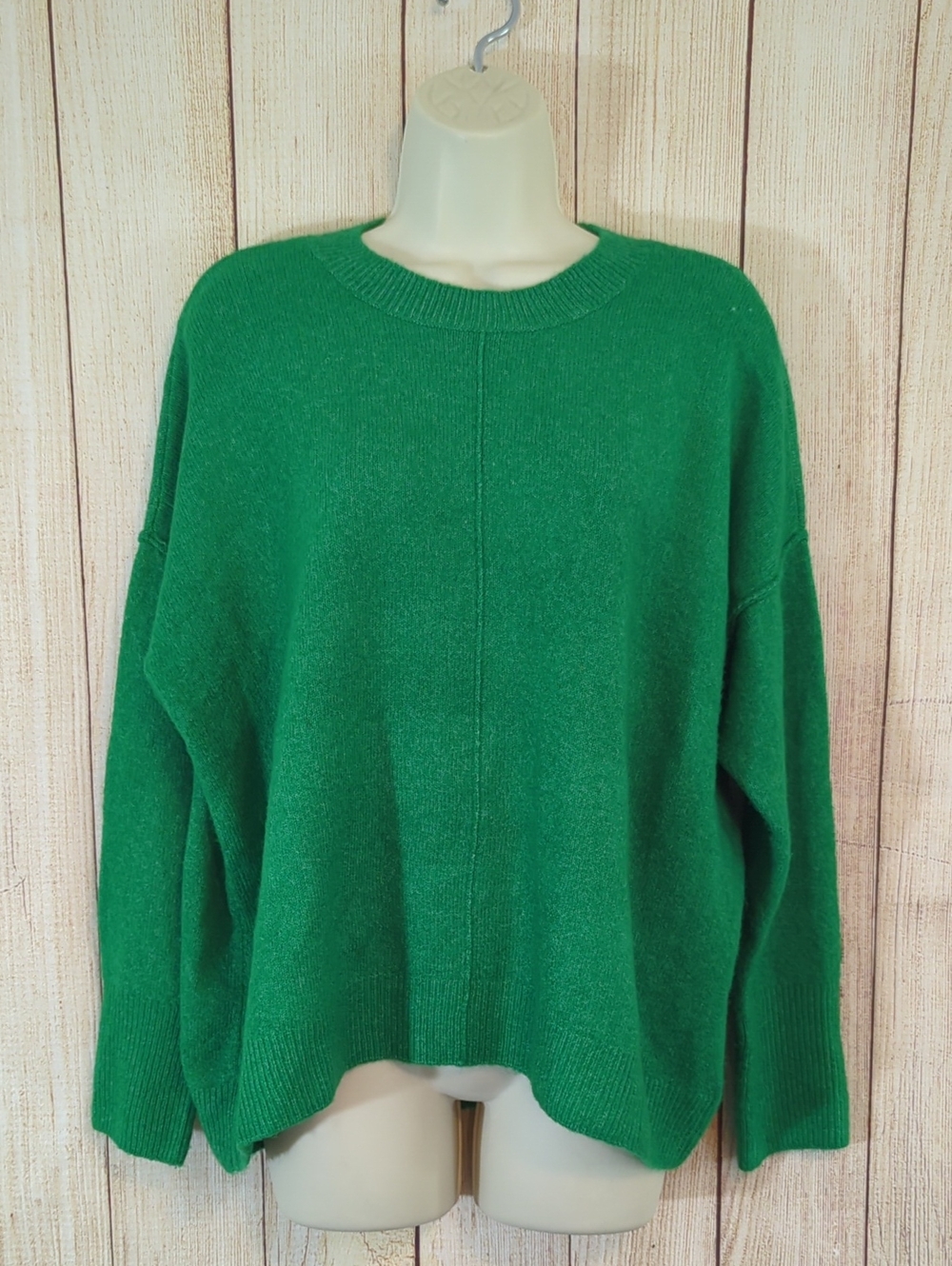 Vince Camuto Kelly Green Sweater